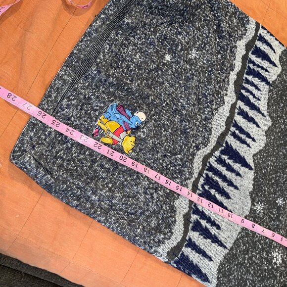 Vintage Disney Winnie the Pooh Winter Women Large Gray Sweater - Picture 8 of 9